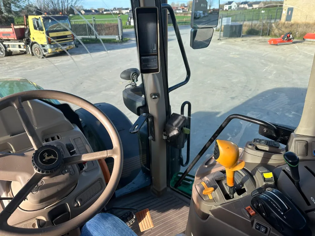 WhatsApp Image 2025-12-18 at 14.39.31.webp