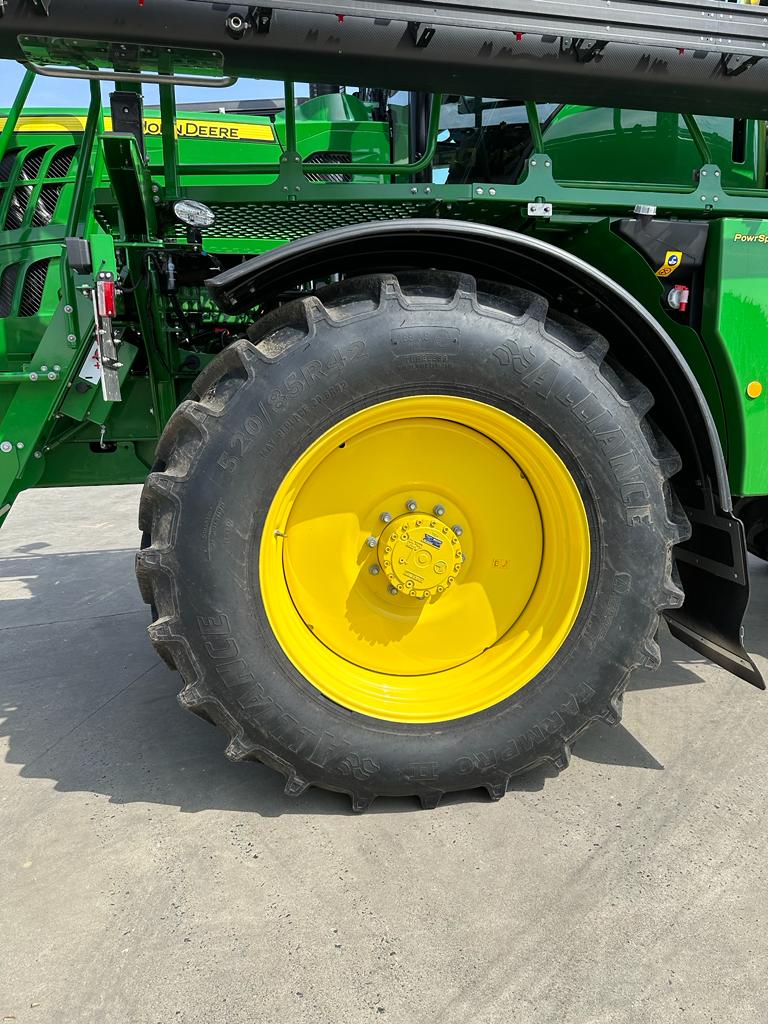 John Deere R4150i automoteur 36 M carbone