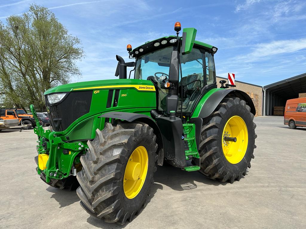 John Deere 6R250 N° 1L06250RCPR183701