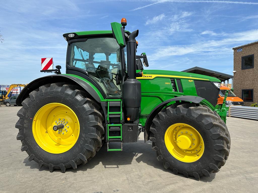 John Deere 6R250 N° 1L06250RCPR183701