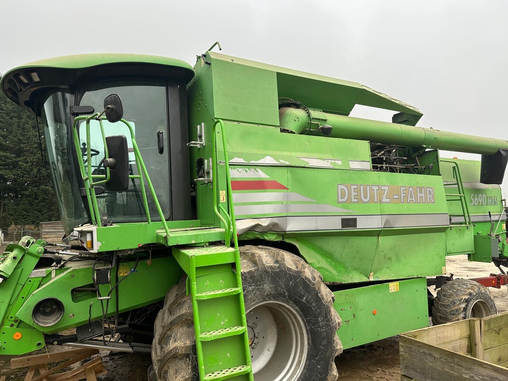Deutz-Fahr 5690 HTS N°6228012359