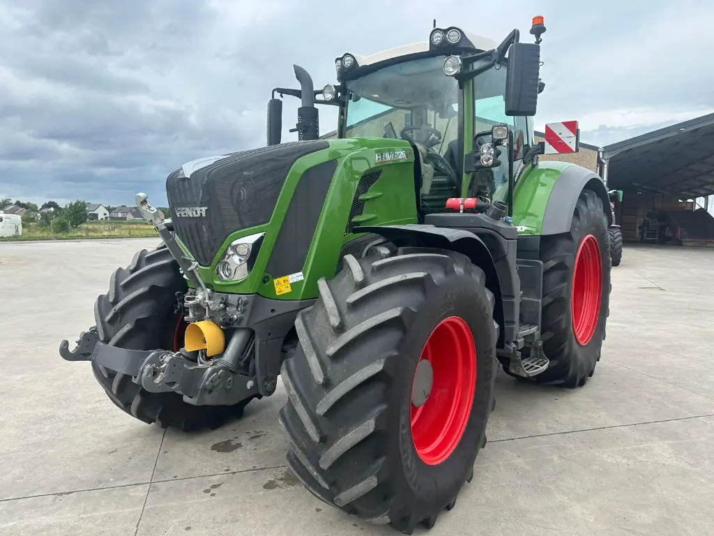 Fendt 826 N° WAM84123H00F08009