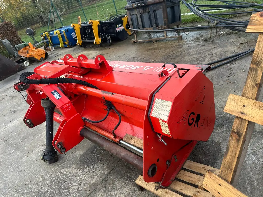 Broyeur Agram TSL300 H N° GTTSL3000913125