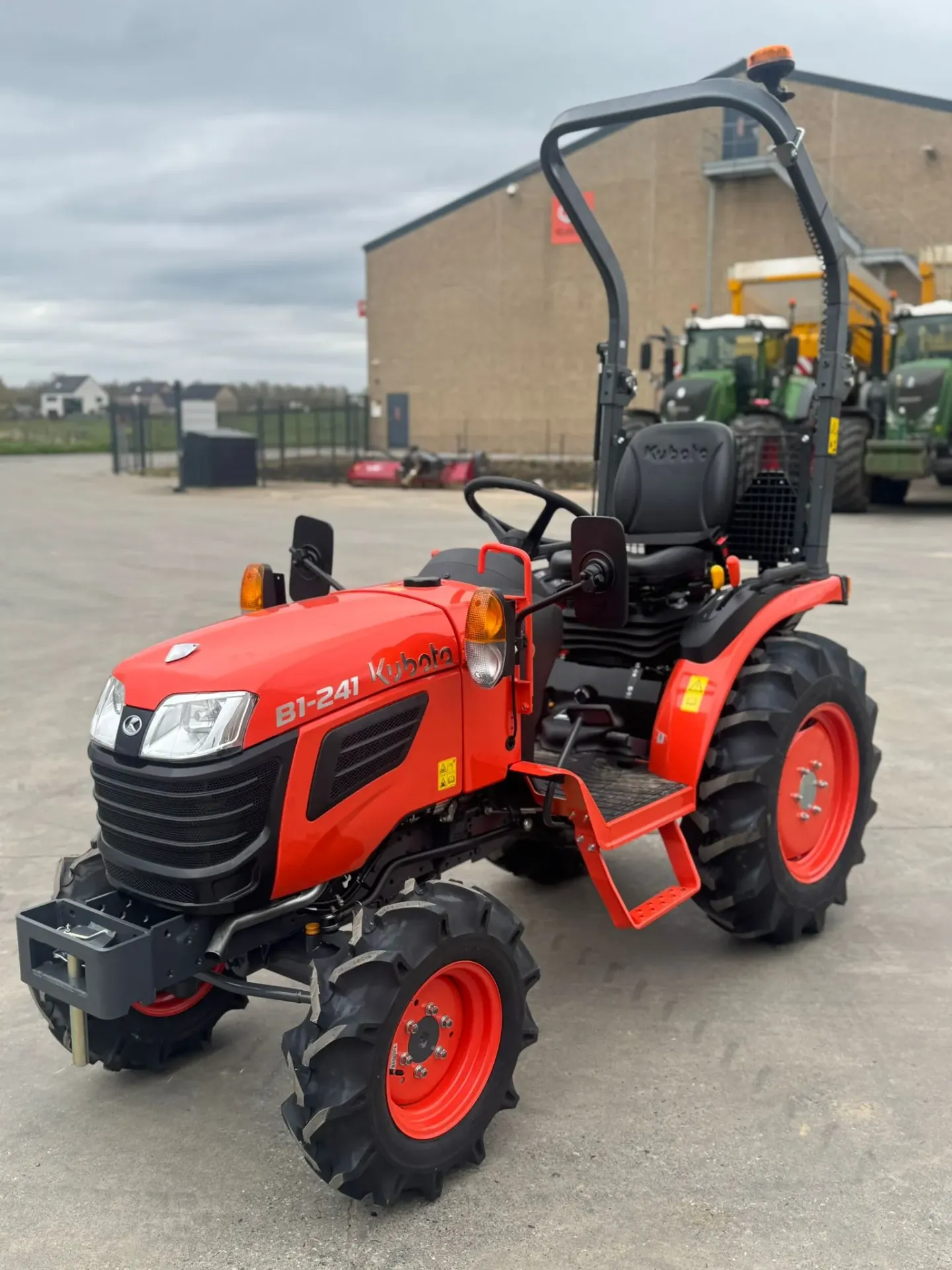 [AR01725] Kubota B1-241 N° KBTBADDRJS1035747