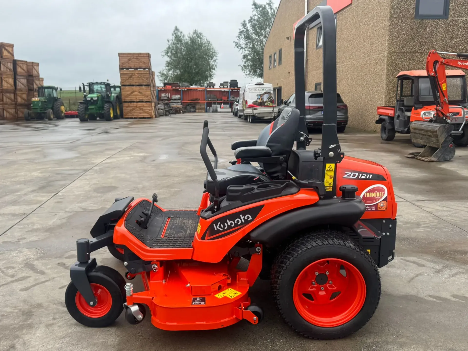 [AR01748] Kubota ZD 1211R 60 EU