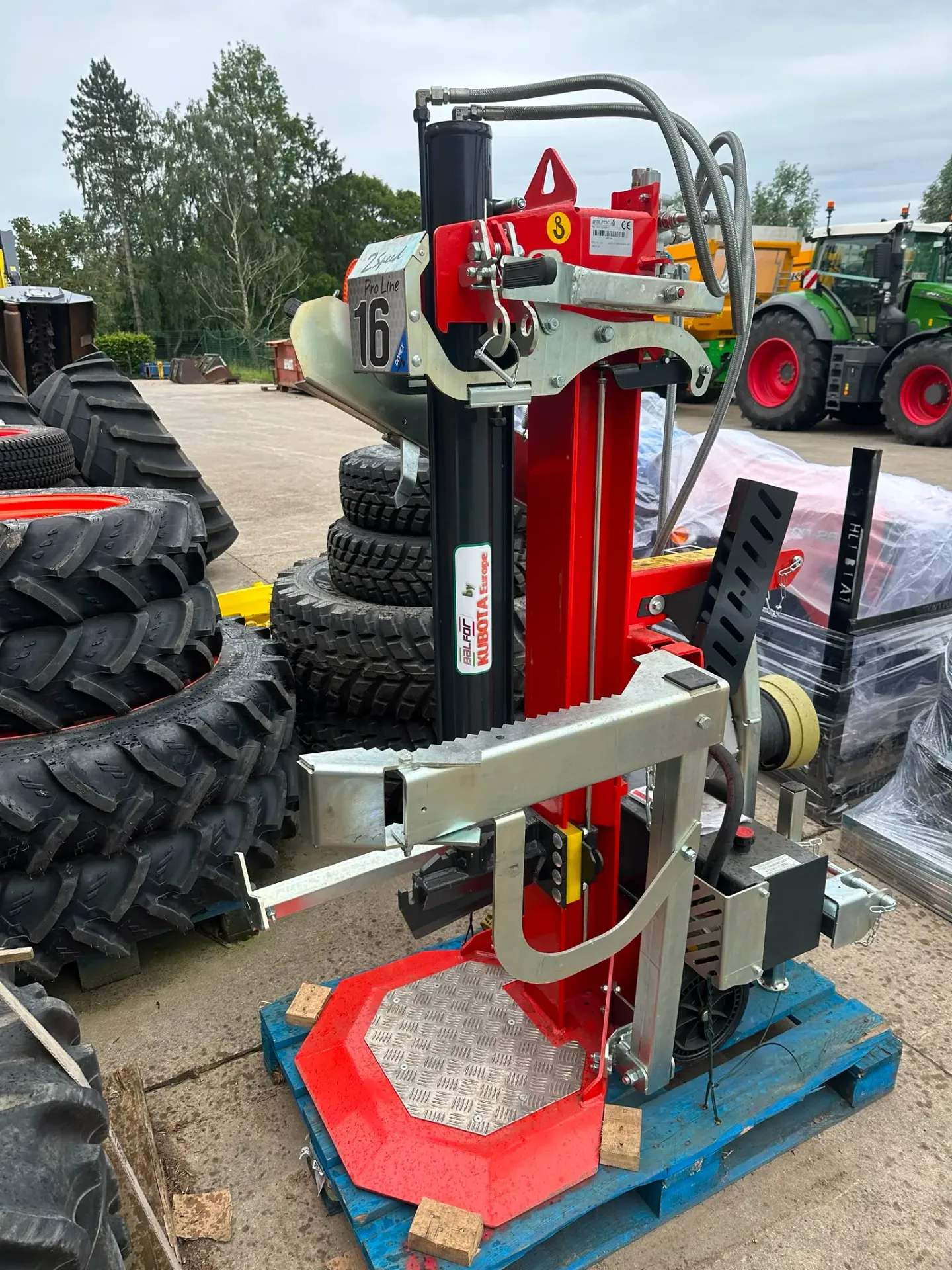 [AR01751] Fendeuse Kubota BALFOR 16 T – 113 cm