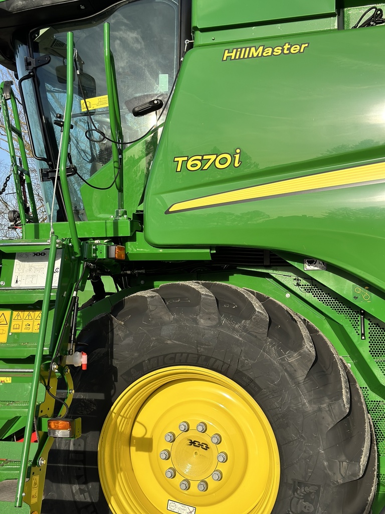 [AR01421] John Deere T670i HillMaster – 2023 – Coupe 625X